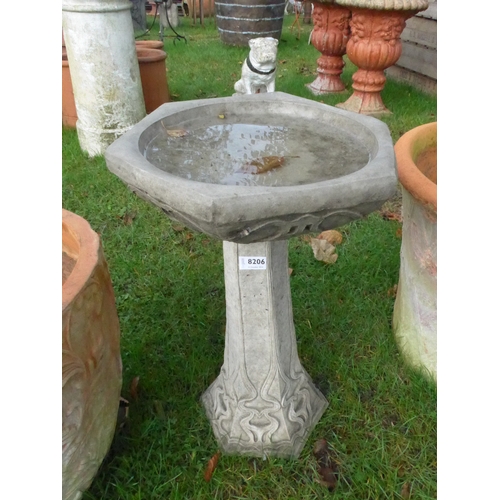 8206 - A composition Art Nouveau style birdbath, 59cm tall