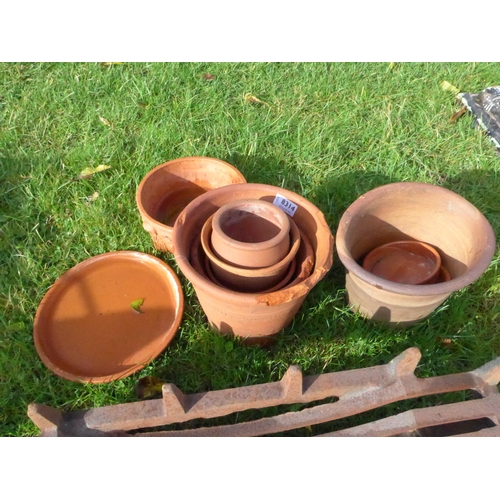 8314 - Mixed terracotta pots, tray etc