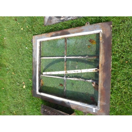 8317 - A cast iron roof light