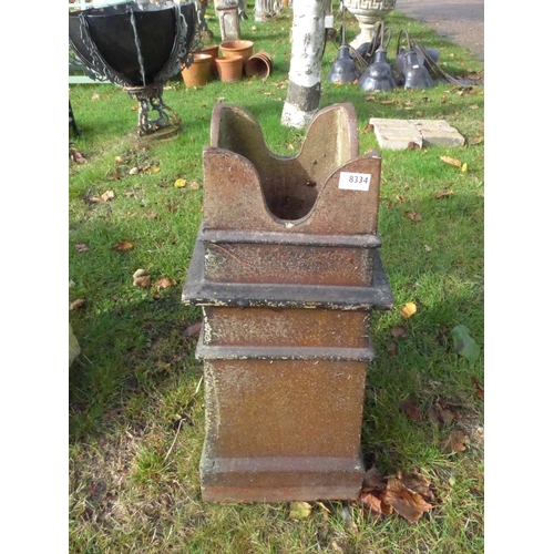 8334 - A glazed Queen top chimney pot, 74cm tall