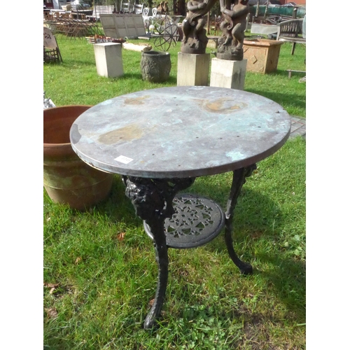 8345 - A copper topped Victorian pub table, 61cm diameter top