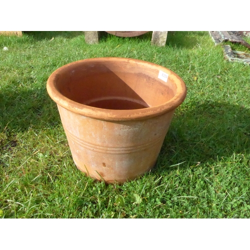 8359 - A banded terracotta flower pot, 25cm tall, 34cm diameter