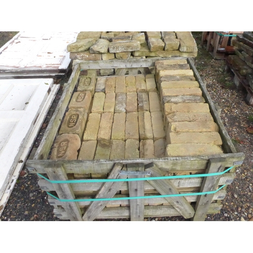 8370 - A pallet of approx 145 reclaimed buff bricks, NSR lettered centres