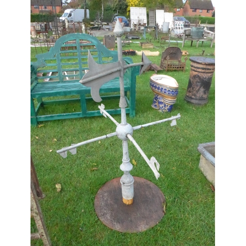 8379 - A zinc arrow form weather vane