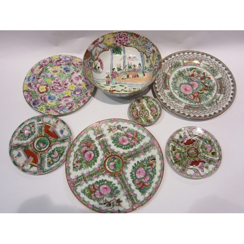 4263 - A selection of late 20th Century Oriental plates, dishes and bowl (7)