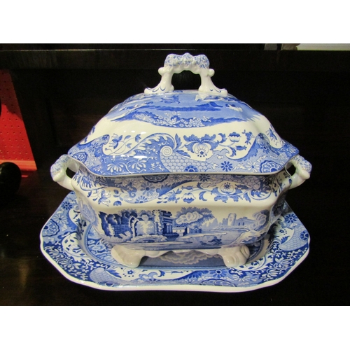 4028 - A Spode Blue Italian lidded soup tureen and meat plate 36cm ong