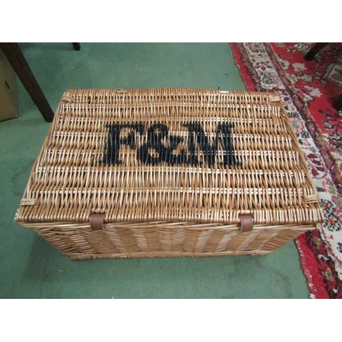 4105 - A Fortnum & Mason wicker picnic basket with F&M to Lid