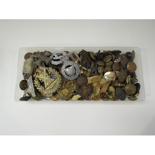 9230 - A box of varies mixed military badges