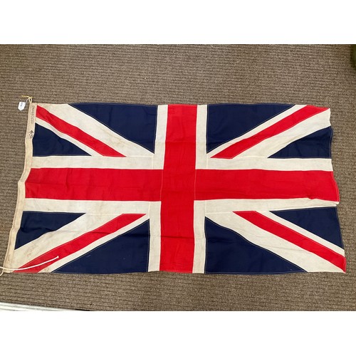 9030 - A replica WWII Union Flag