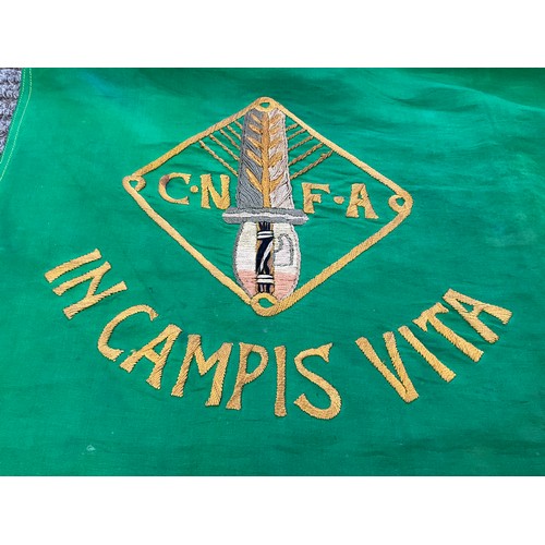 9046 - A 1930's Italian Fascist Party C.N.F.A. Agricultural banner marked 'IN CAMPIS VITA' (Life in the Fie... 