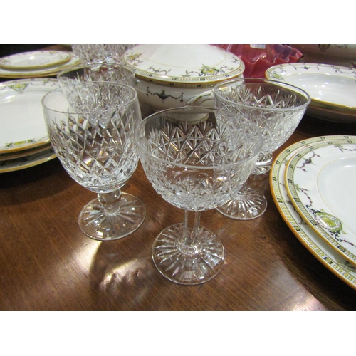 4175 - A quantity of drinking glasses including Waterford 'Kenmore' champagne flutes, Thomas Webb 'Wellingt... 