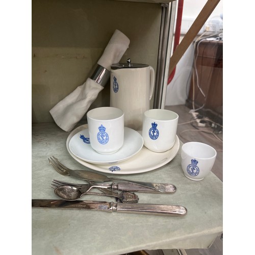 9392 - A quantity of Royal Navy ceramics and cutlery