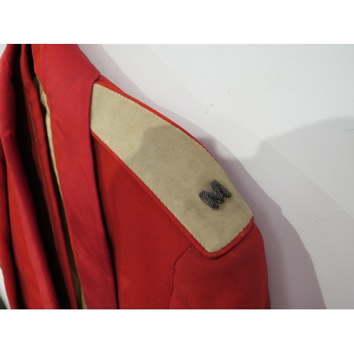 9093 - NORFOLK REGIMENT INTEREST: An early 20th Century Norfolk Militia mess dress jacket and waistcoat, to... 