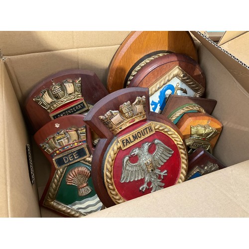 9107 - A box of Royal Navy ships crests