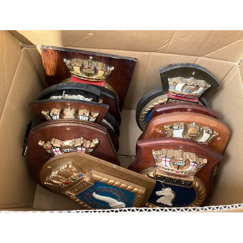 9104 - A box of Royal Navy ships crests