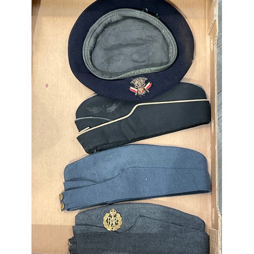 9125 - Four various forage hats and a beret including RAF