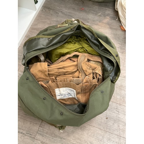 9130 - A post-war Irvin parachute with canopy and knot-box, webbing etc, cased