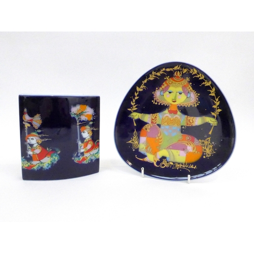 7172 - Two Rosenthal porcelain 1001 Nights Range pieces - vase, 14cm and plate 19.5cm both with deep blue g... 