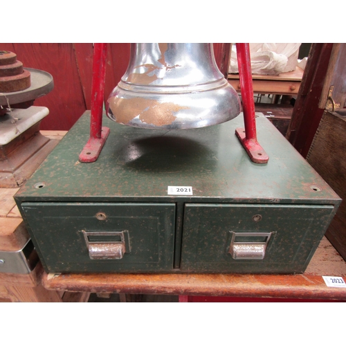 2021 - A vintage two drawer metal filing box