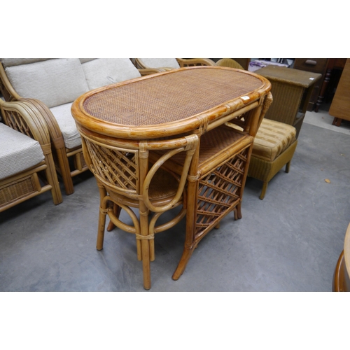 2513 - A bamboo table and two chairs