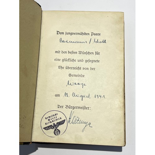 9542 - ADOLF HITLER: 'Mein Kampf', Munich, 1939, wedding presentation edition, printed leaf preceding half ... 