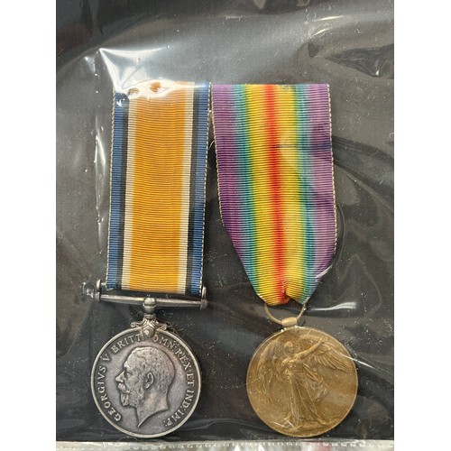 9483 - NORFOLK REGIMENT INTEREST: Two WWI pairs of medals named to 25389 PTE. R. BAXTER NORF. R. and 43085 ... 