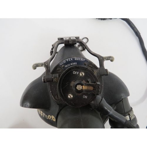 9269 - A Cold War period RAF P2A 6D/2307 oxygen mask