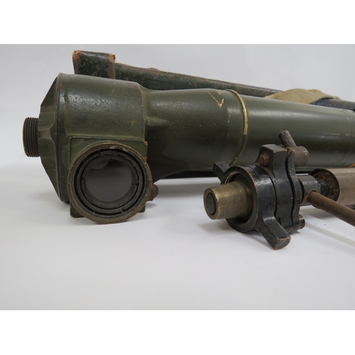 9272 - A British Army periscope Mk. 4, numbered 9395, with case