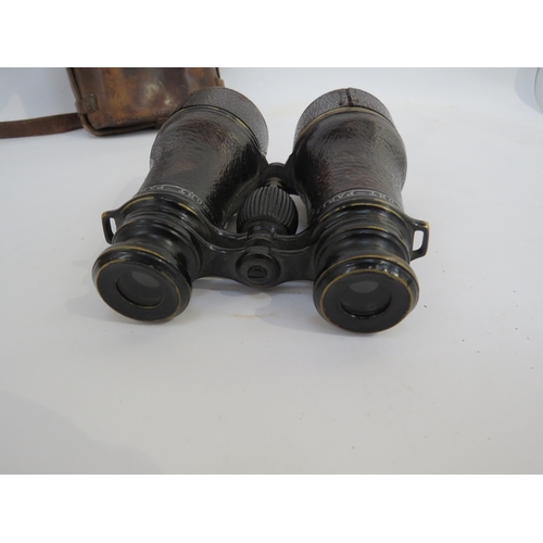 9282 - A pair of WWI artillery binoculars by Colmont, Paris, with WD broad arrow and S-4 27693 numbering, w... 