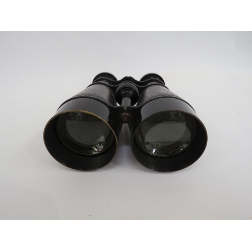 9283 - A pair of WWII artillery type binoculars, broad arrow marked no. 61141