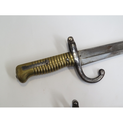 9333 - A French Chassepot bayonet together with a Gras bayonet, no scabbards