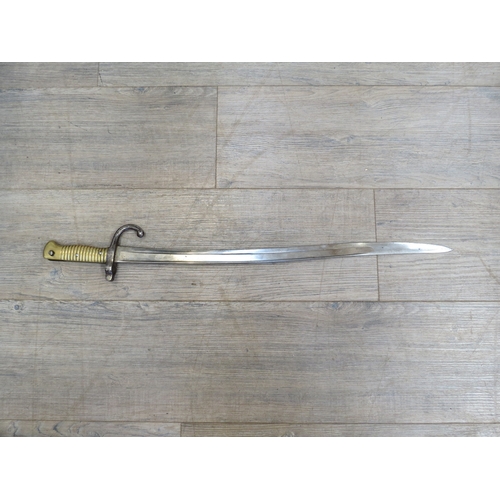 9333 - A French Chassepot bayonet together with a Gras bayonet, no scabbards