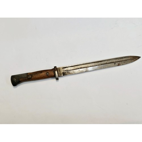 9342 - A German Mauser bayonet, back stamped with W over 88, Weyersberg Solingen, no scabbard