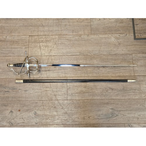 9356 - A reproduction reenactor's / display renaissance rapier with scabbard