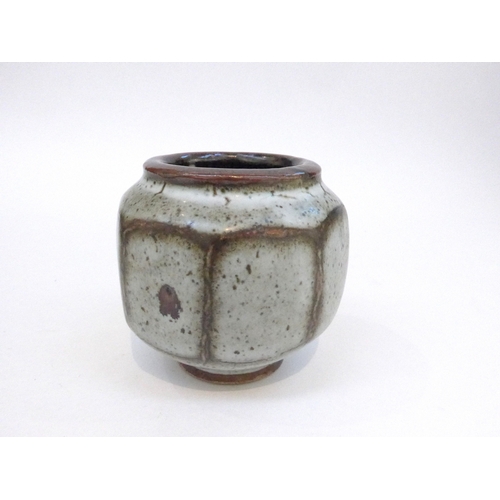 7136 - DAVID LEACH (1911-2005): A Studio pottery small cut sided pot, dolomite glaze.  Impressed personal s... 