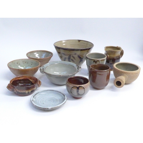 7074 - A collection of Studio pottery bowls, jug and dishes, etc including Margaret Leach, Michael Leach, Y... 