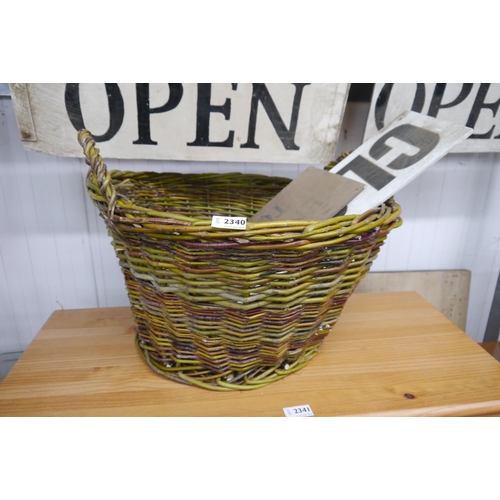 2445 - A willow basket