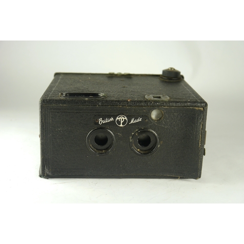 6027 - A Thornton Pickard Stereo Puck British Made 120 roll film camera