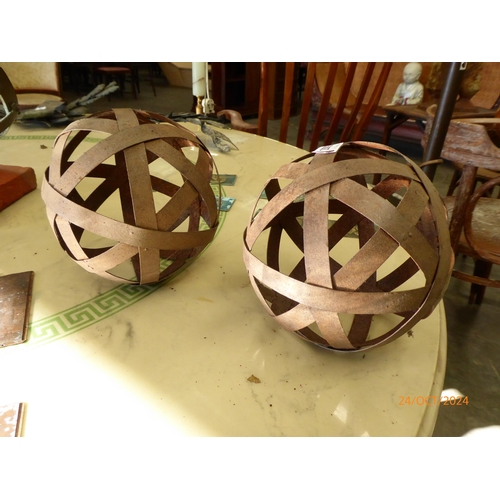 2005 - Two strap metal orbs