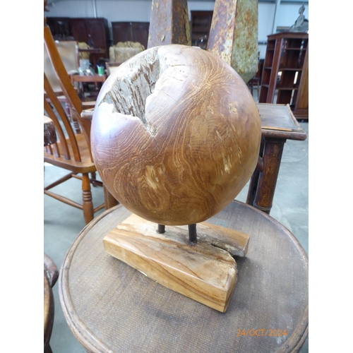 2017 - A teak root ball on stand