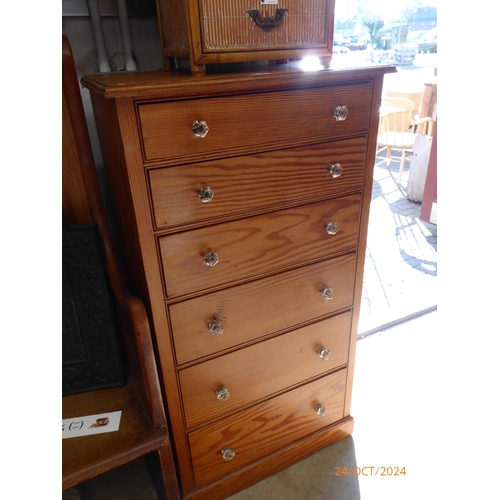 2091 - A Victorian pitch pine six drawer Wellington chest