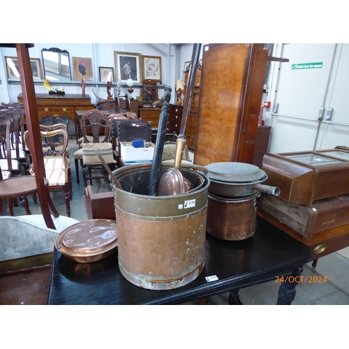 2194 - Seven pieces of copperware