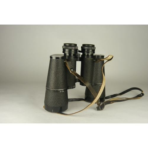 6037 - A pair of Carl Zeiss Jena Jenoptem 10 x 50 binoculars