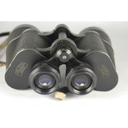 6037 - A pair of Carl Zeiss Jena Jenoptem 10 x 50 binoculars