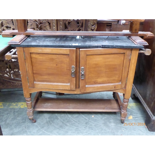 2456 - An Edwardian washstand with marble top a/f