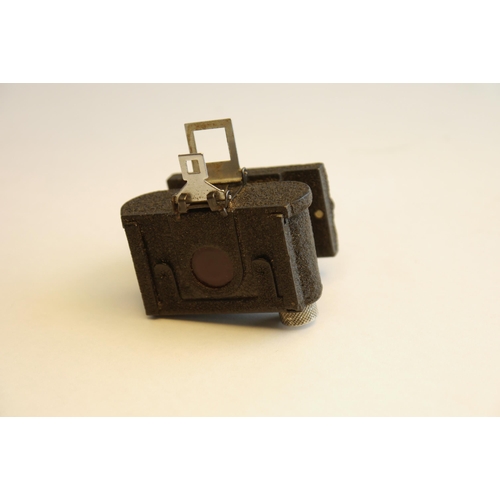 6074 - A cased WW2 SOE Merlin Miniature Spy Camera