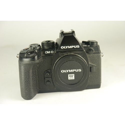 6016 - A Olympus OM-D E-M1 Mark II, body only