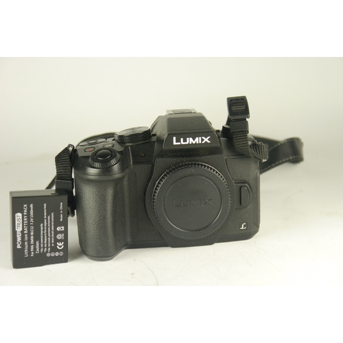 6021 - A Panasonic Lumix DMC-G80 16MP Digital Camera w/ x2 battery's