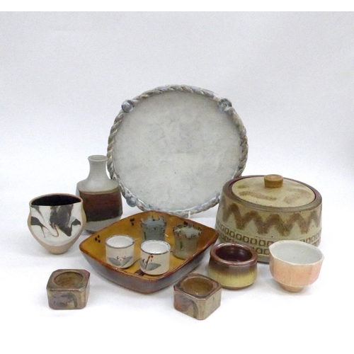 7131 - A collection of assorted studio pottery including Steve Harland tureen, Slipware dish with impressed... 