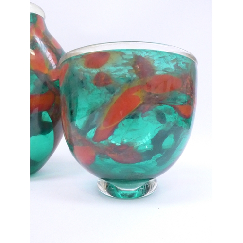 7268 - A Melting Pot Glassworks studio art glass large vase and a bowl in green and red, tallest 26.5cm